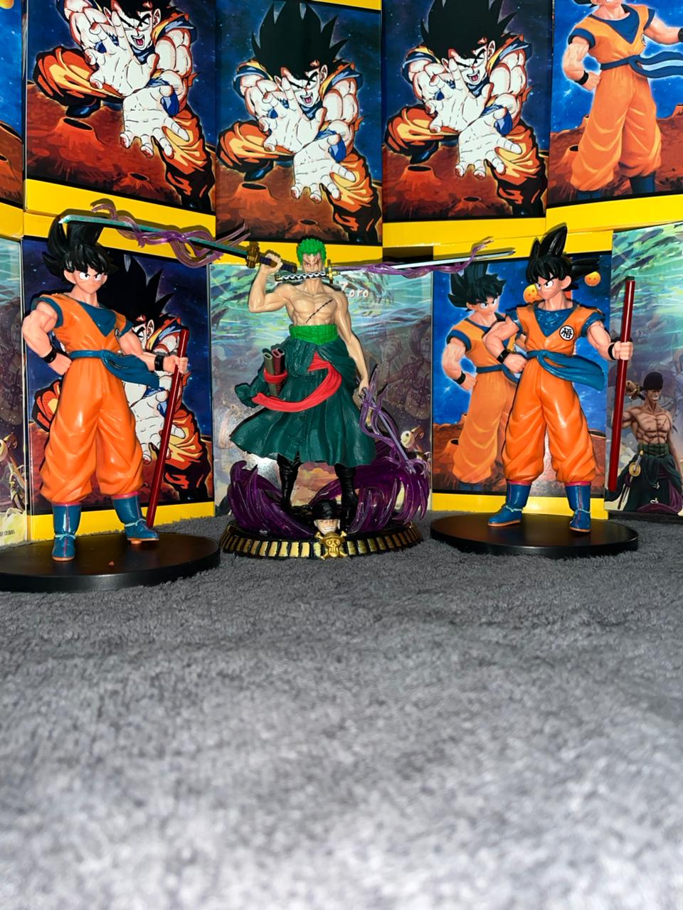 Zoro And Goku Action Figurr