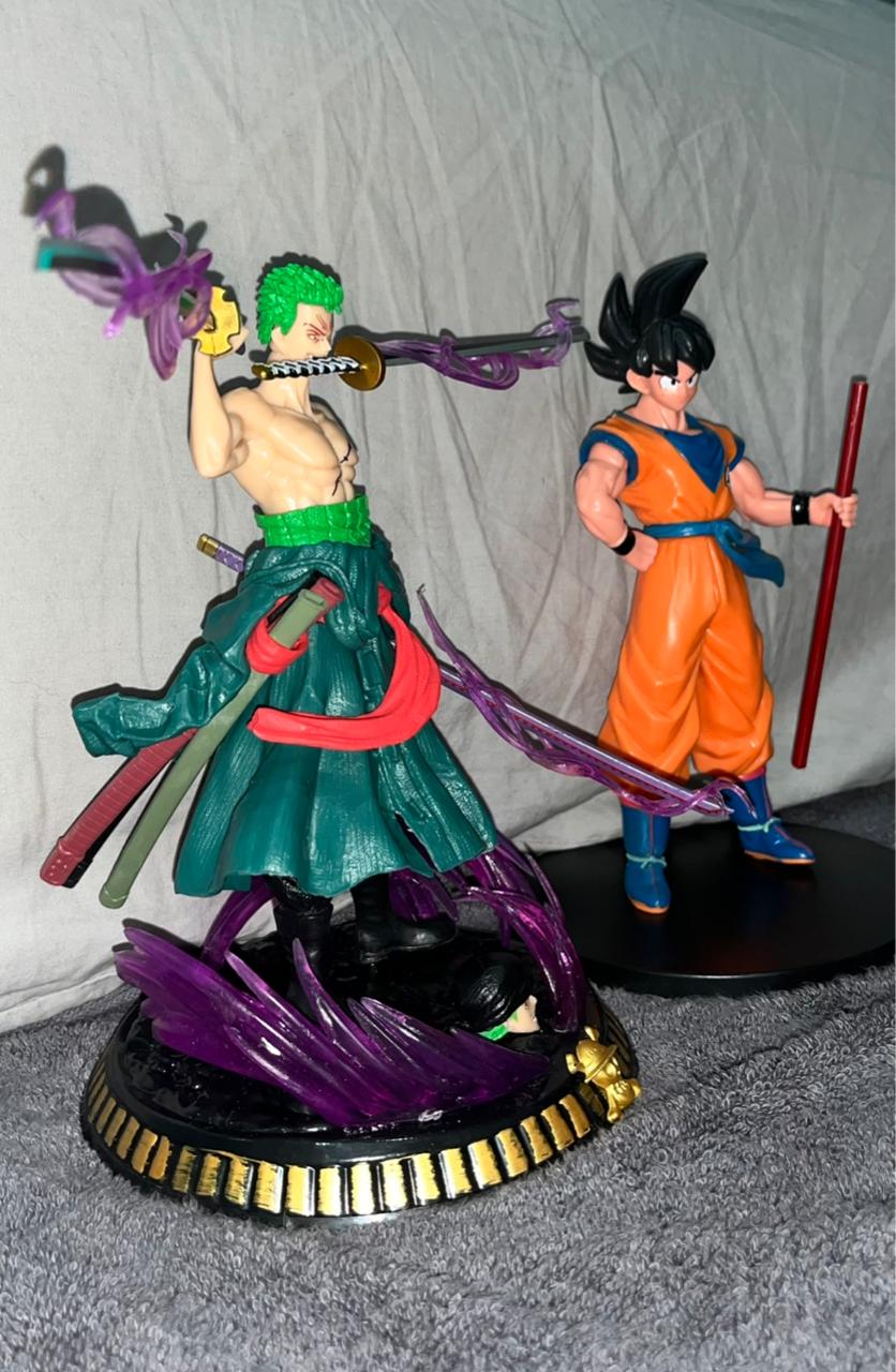 Zoro And Goku Action Figurr