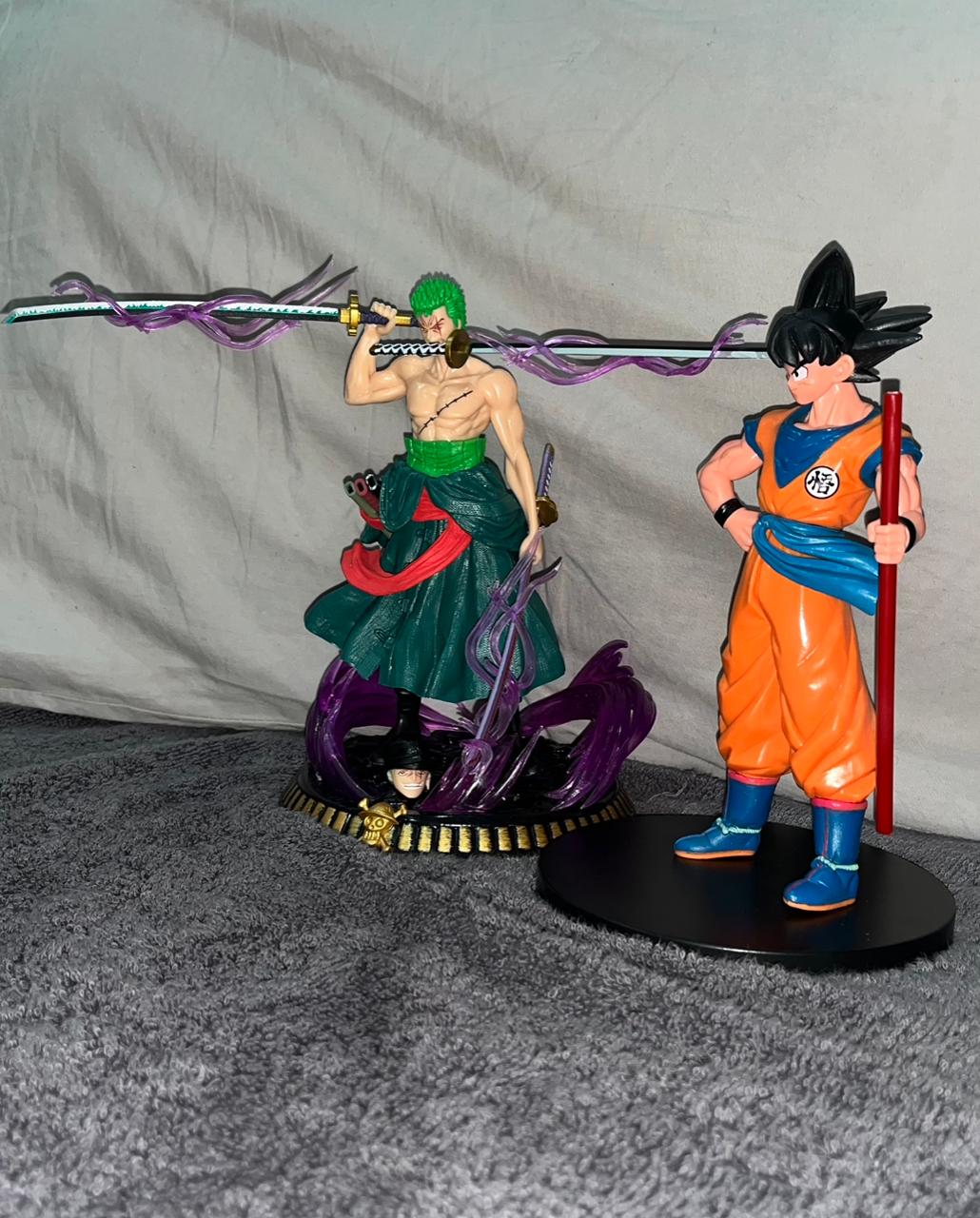 Zoro And Goku Action Figurr