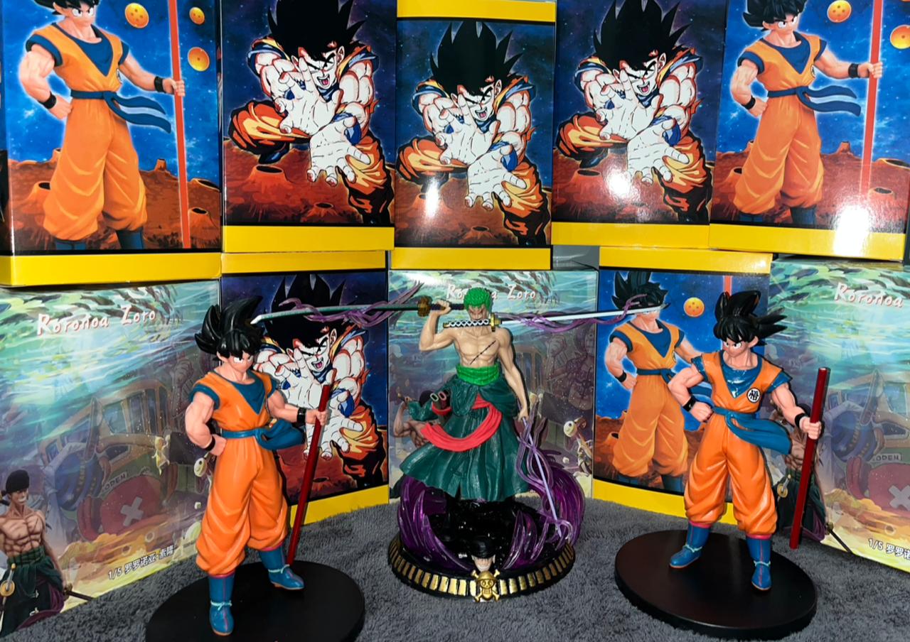Zoro And Goku Action Figurr